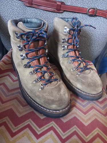 Hiking Boots Vintage Tommy Hilfiger Made In Italy