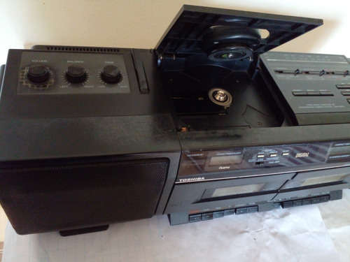 Radio Toshiba Cd E Toca Fitas Funciona Parcialmente (Usado)