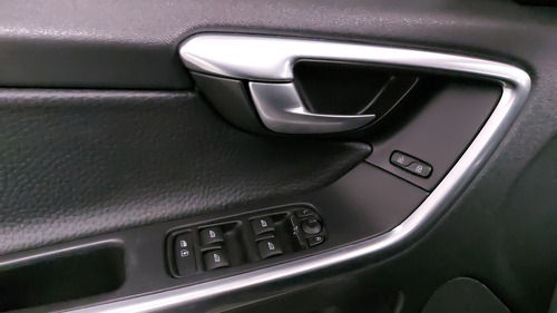 Volvo XC60 2.0 ADDITION AT