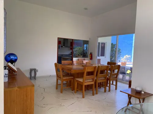 Casa En Venta En Fracc. Con Vigilancia. Lomas Tetela, Cuernavaca