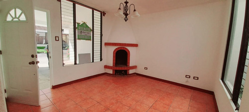 Imagen 3 de 14 de Casa En Venta En Condominio Choacorral En #sanlucassacatepequez