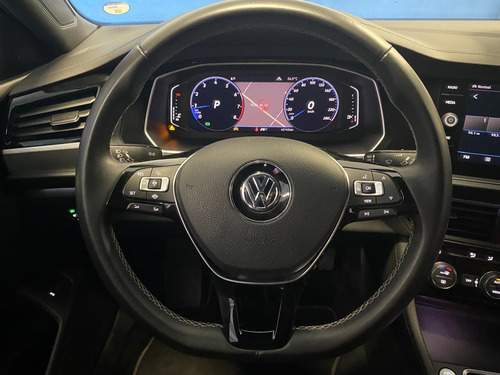 Volkswagen Jetta 1.4 R-line 250 Tsi Flex Aut. 4p