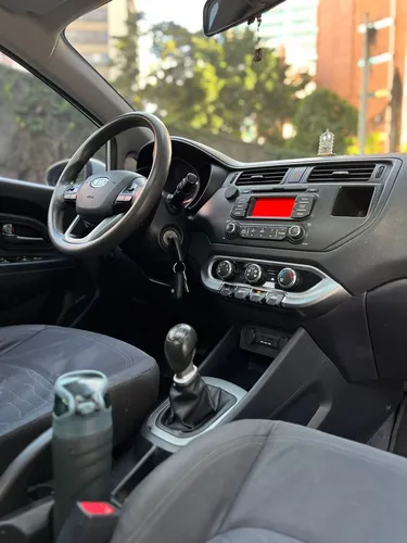 Kia Rio 1.4 4 p