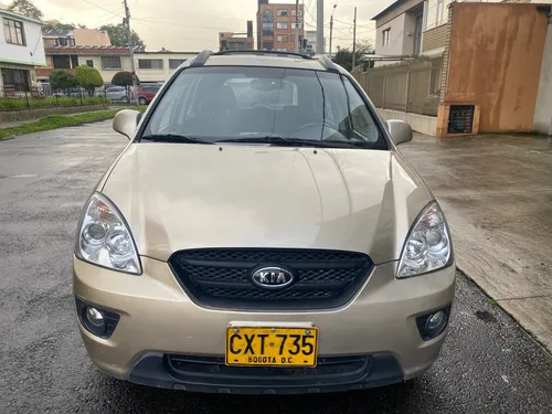 Kia Carens 2.0 Rondo Ex