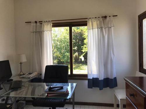 Venta-casa - Country Campo Chico- 6 Ambientes-pileta
