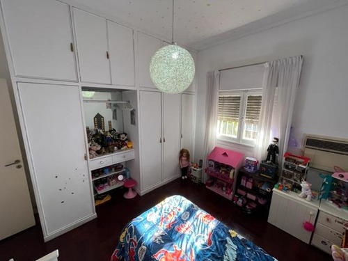 Casa En Claypole Con Hermoso Parque