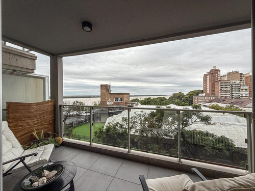 Departamento De 1 Dormitorio Con Comodín, Vista Al Río Y Amenities