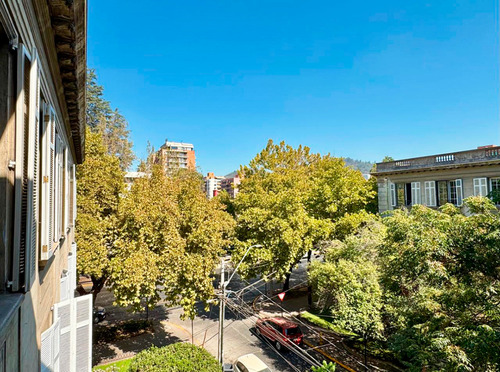 3 Dormitorios + Servicio | 171 M2 Totales