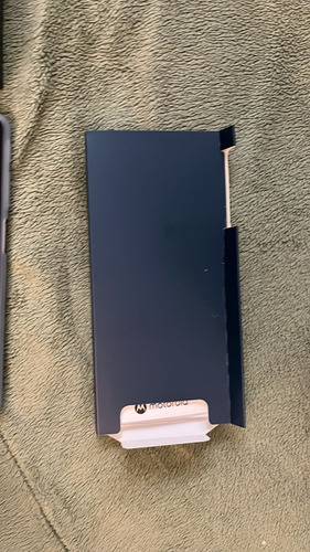 Motorola G51 5g 128 Gb Dorado 4 Gb Ram (Usado)