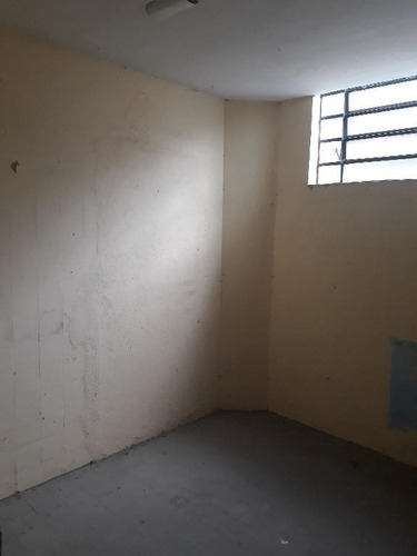 Imagem 5 de 26 de Galpão Para Alugar Com Localização Privilegiada! - Ga0052
