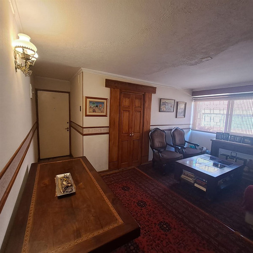 Departamento En Venta De 2 Dorm. En Santiago