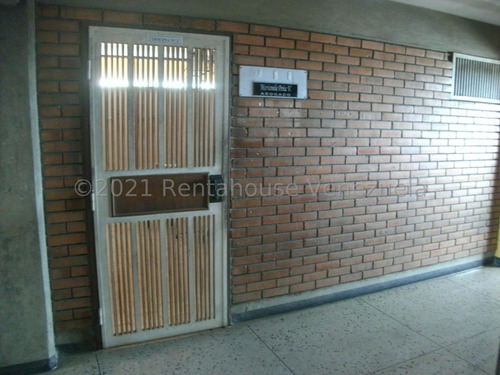 Imagen 19 de 30 de Rent-a-house Centro Occidente Ofrece Oficina En Venta En El Centro De Barquisimeto Lara 0-4-2-4-5-9-3-7-5-4-2