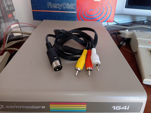 Cable Audio/video  Iec Para Computadoras Atari Y Commodore
