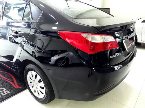 Imagem 12 de 15 de Hyundai Hb20s 1.6 Comfort Plus 16v Flex 4p Manual 2015