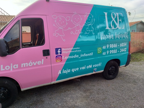 Imagem 2 de 5 de Envelopamento Automotivo
