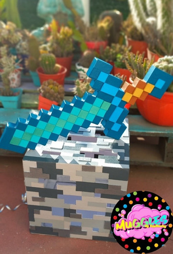 Piñata Personalizada Minecraft Con Espada 3d Con Luces 