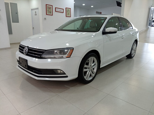 Volkswagen Jetta 2.5 Sportline Tiptronic At