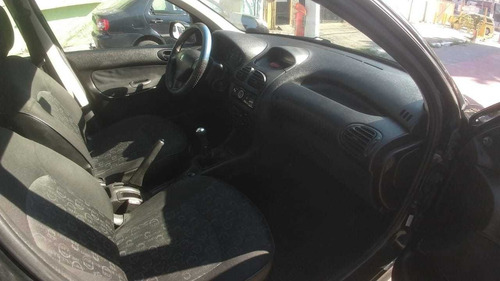 Peugeot 206 2008 1.4 Presence Flex 5p