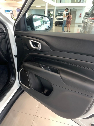 Imagen 12 de 20 de Jeep Compass 1.3t Sport