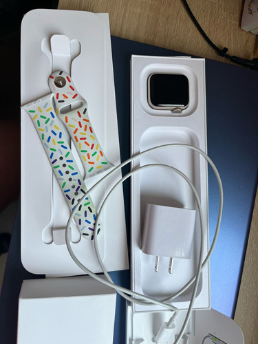 Apple Watch Se Generacion 2 Blanco Milanese Coral Negro (Usado)