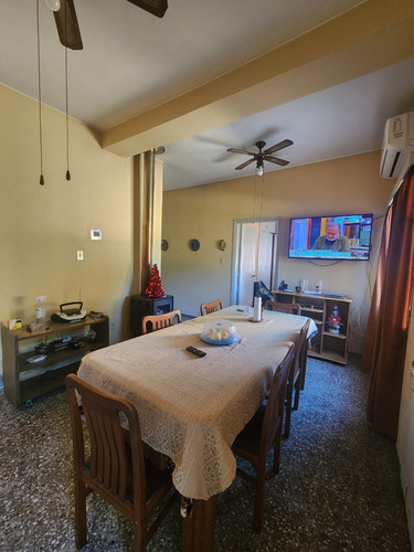 Excelente Casa A Pasos Del Parque Prado