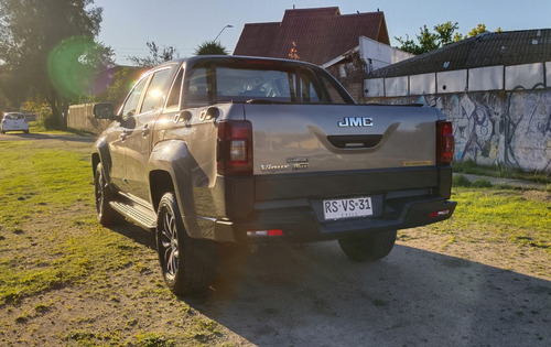 JMC Vigus Plus 2.0T 4X2 Mt