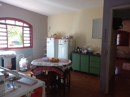Vendo Chácara Na Df-140 Km 7 5-gleba Da Fazenda Sta Bárbara.