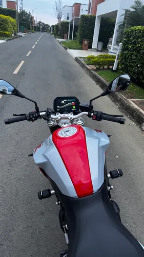 F900r 2021