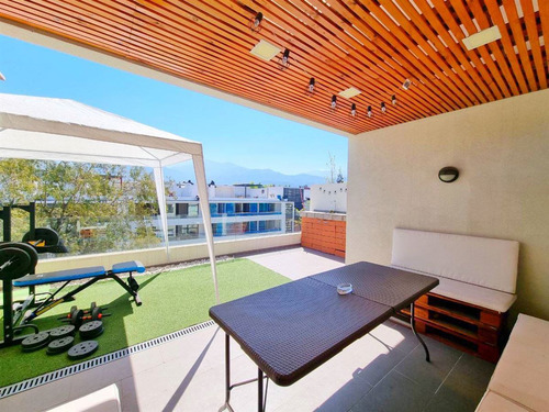 Departamento Duplex + Rooftop En Venta En La Dehesa Central