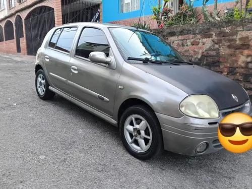 Renault Clio 2002