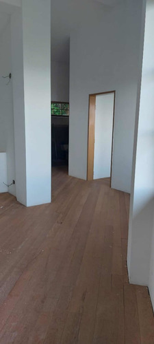 Casa Con Pocos Acabados Por Terminar