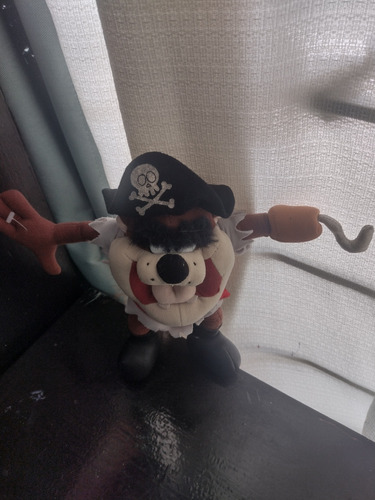 Peluche Looney Tunes Taz Pirata Garfio 23 Cm Nanco 2003  