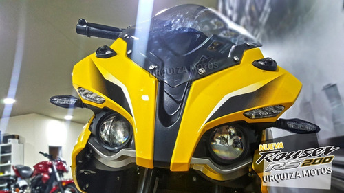 Moto Pista Bajaj Rs 200 Abs Urquiza Motos 0km 2021