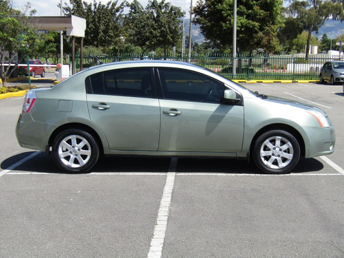 Nissan Sentra At 2.0
