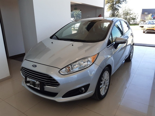 Imagen 1 de 10 de Ford Fiesta Kinetic Design 1.6 Titanium Powershift 120cv