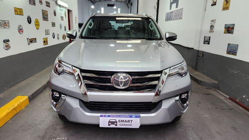 Imagen 12 de 25 de Toyota Sw4 Srx 2020 At 2.8 At 4x4 Smart Garage