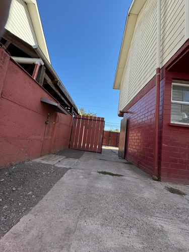Arriendo Casa 3 Dormitorios Excelente Ubicación En Sta Cruz