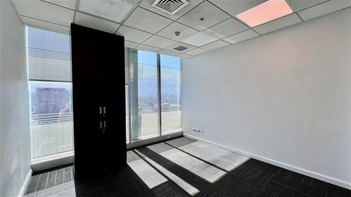 Imagen 8 de 16 de Oficina En Arriendo En Las Condes
