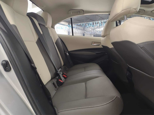 Imagem 8 de 15 de Toyota Corolla 1.8 Altis Premium Hybrid Flex Aut. 4p Hibrido