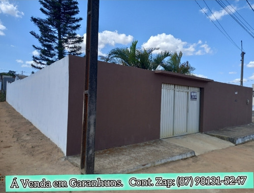Garanhuns Casa A Venda, 3-quartos,2-banheiros,grande.terr