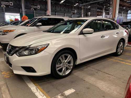 Imagen 1 de 14 de Nissan Altima 2017 3.5 Exclusive Cvt