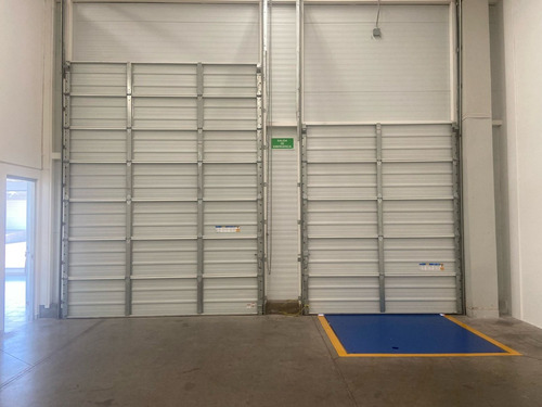 Bodega En Excelente Ubicacion (smart Park) Gto.