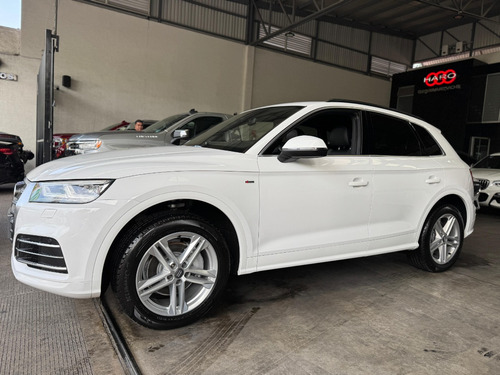 Audi Q5 2.0 L T S Line Dsg