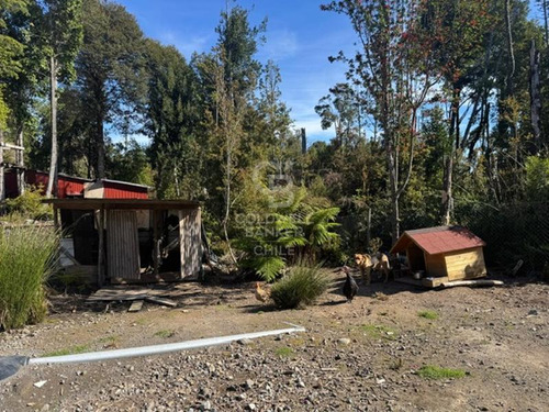 Parcela Con Dos Casas Sin Terminar En Camino A La Colonia