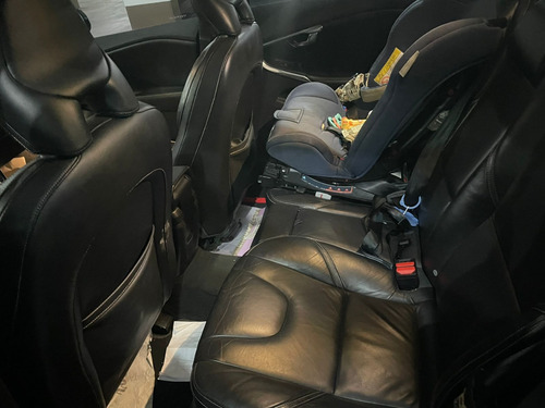 Volvo V40 2.0 T5 R-design Drive-e 5p