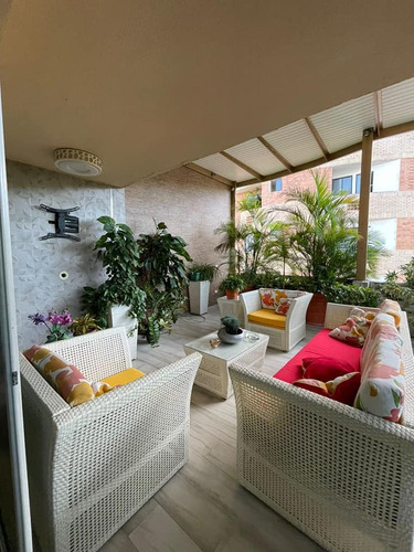 Yosmar & Fernando Lujoso Y Exclusivo Penthouse A La Venta En El Parral Res Le Parc