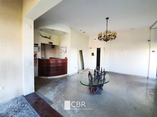 Imagen 7 de 30 de Inmueble Comercial De 1060 M2 Cub. - Consultorios - Gym - Pileta - Cocheras
