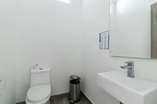 Local En Arriendo En Santa Ana Occidental-usaquén. Cod A1105019