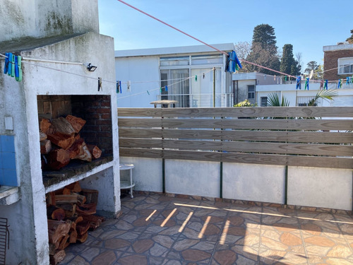 Imagen 9 de 22 de Venta Casa De 5 Dormitorios Con Parrillero Y Garaje