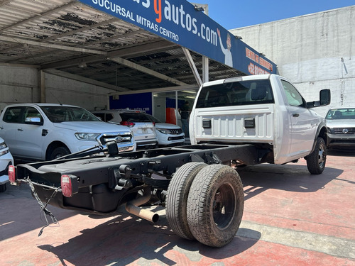 RAM 4000 5.7 Chasis Cabina Pl 4x2 Mt